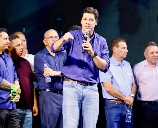 Em Bela Vista, Daniel Vilela anuncia início da pavimentação da GO-147