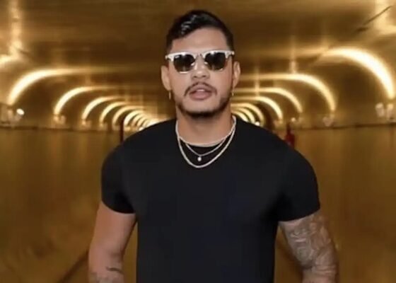 Rapper Hungria recebe alta de hospital em Brasília