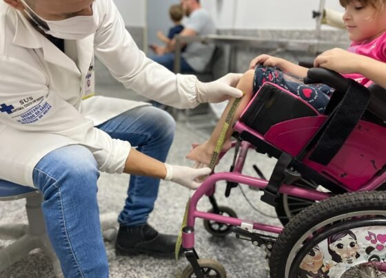 Oficina Ortopédica Itinerante do Crer entrega dispositivos em Aparecida de Goiânia