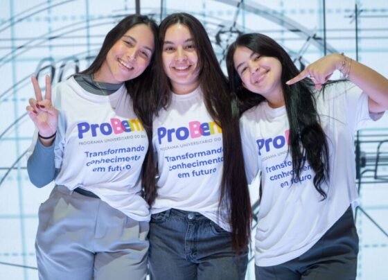 alunas com camiseta do ProBem