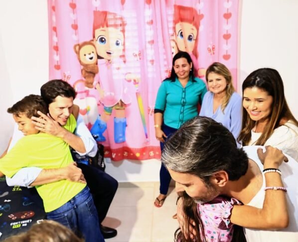 Casas a Custo Zero são entregues a famílias de Cristianópolis